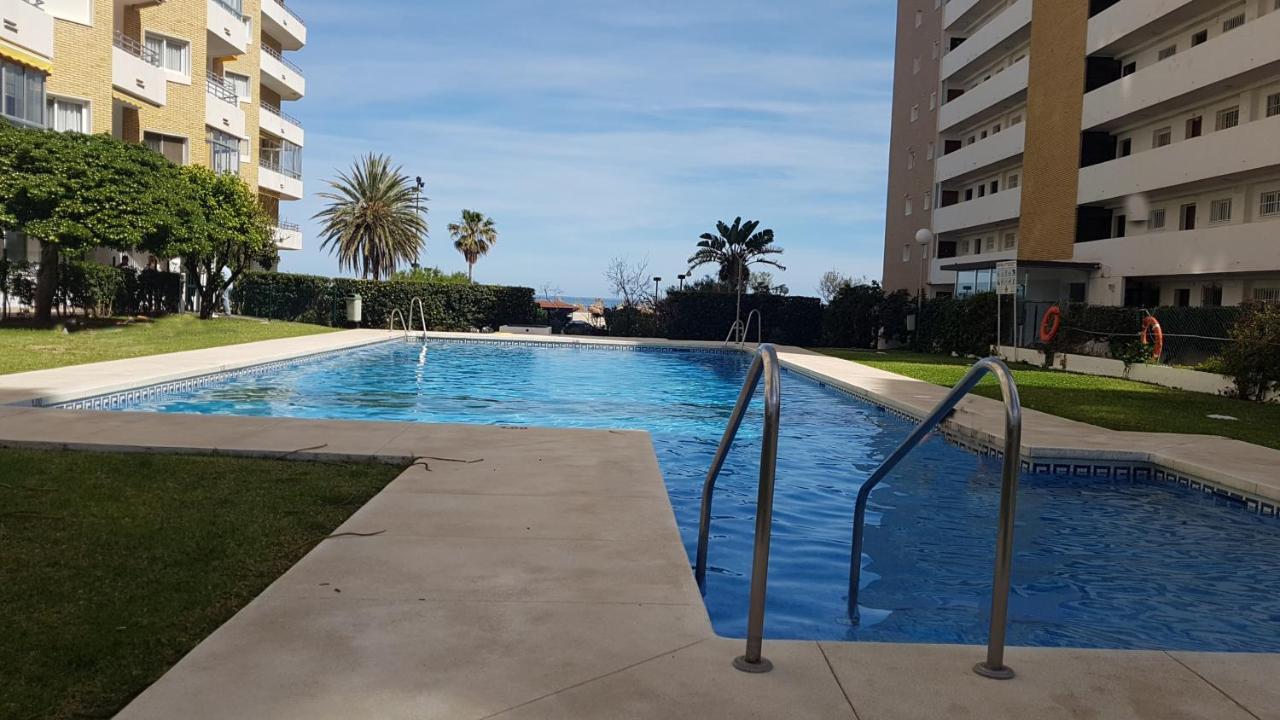 Fuengirola Los Boliches Ronda 3 Vistas Al Mar Paseo Maritimo At The Promenade With Sea Views Appartement Buitenkant foto